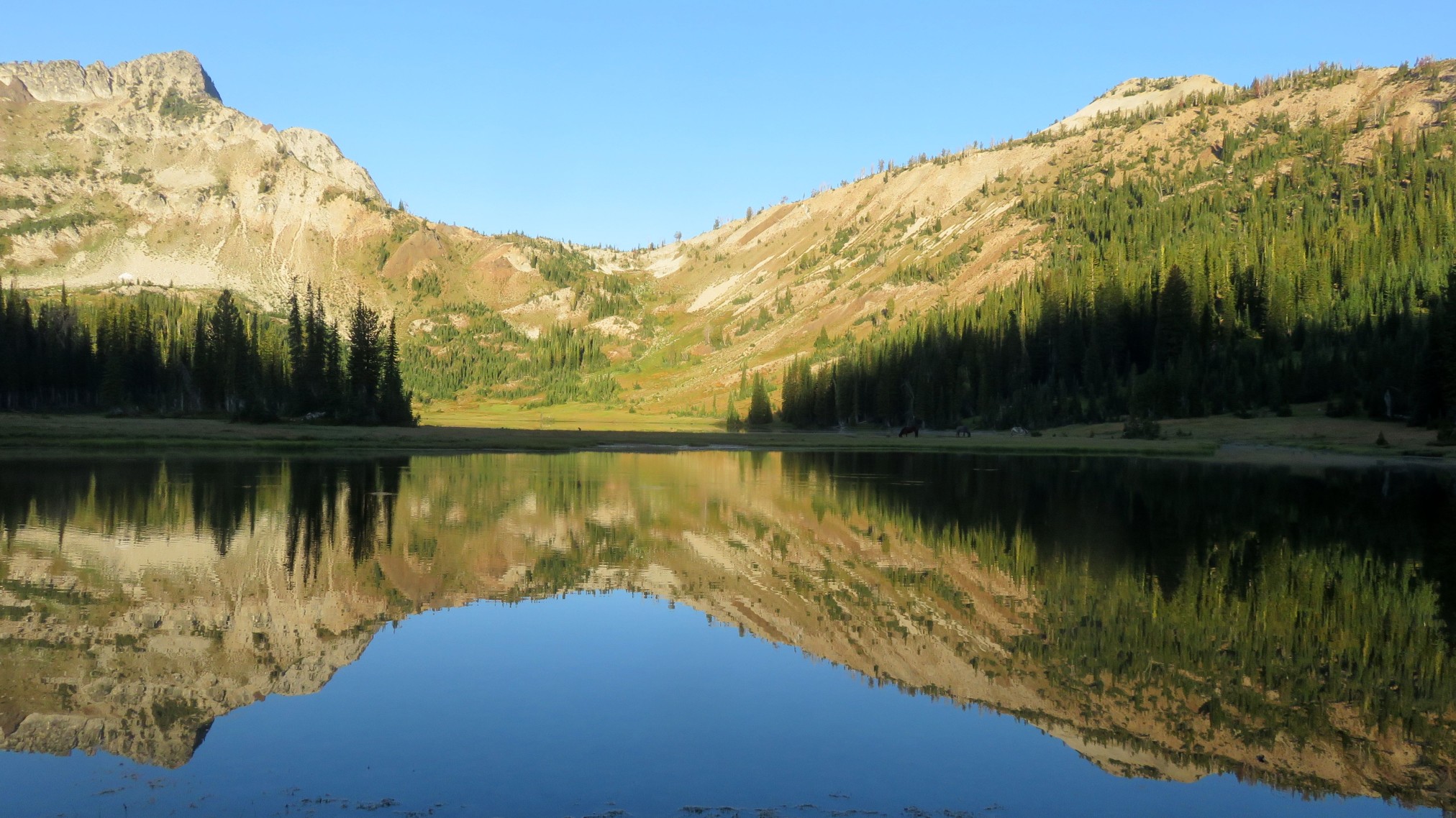 2019HiddenLake-37.jpg
